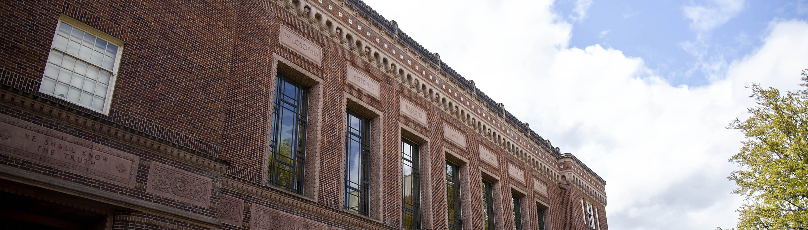 3 of My Favorite Places to Study on Campus