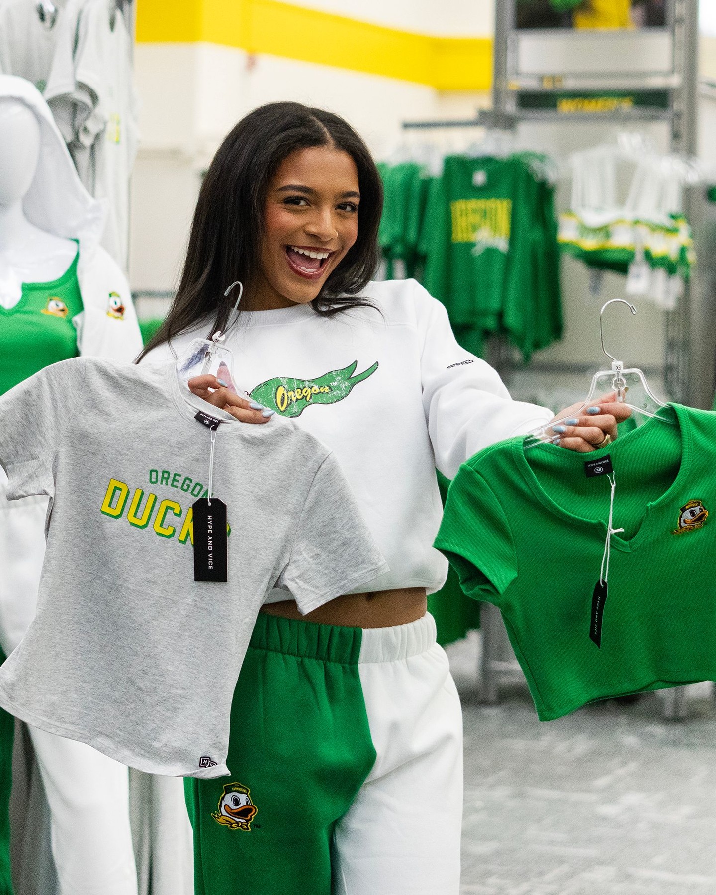 Green 'Blue 84' Cotton Mill Dyed 24 Charging Duck & Arched Oregon